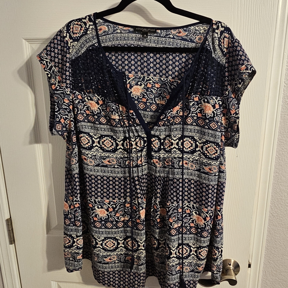 Signature Studio Blue and Coral Patterned Blouse